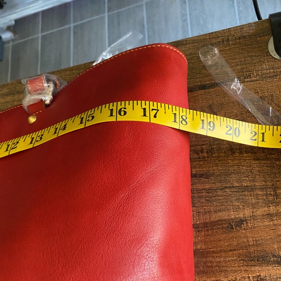 NWT Dooney & Bourke Red Bag - Picture 15 of 16